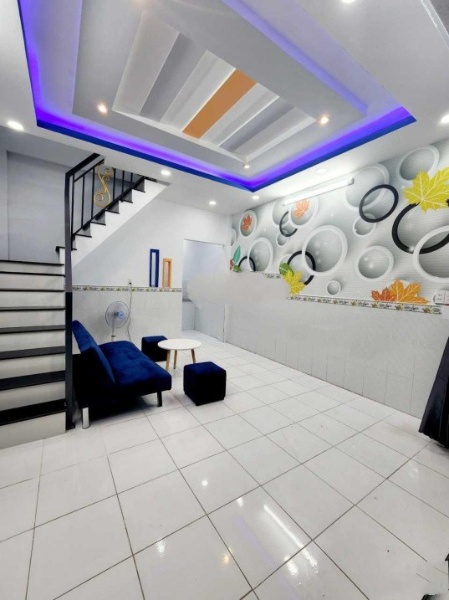 Cần tiền trả nợ bán gấp nhà 2 tầng tại Đường Tôn Đản, Phường 14, Quận 4, Hồ Chí Minh